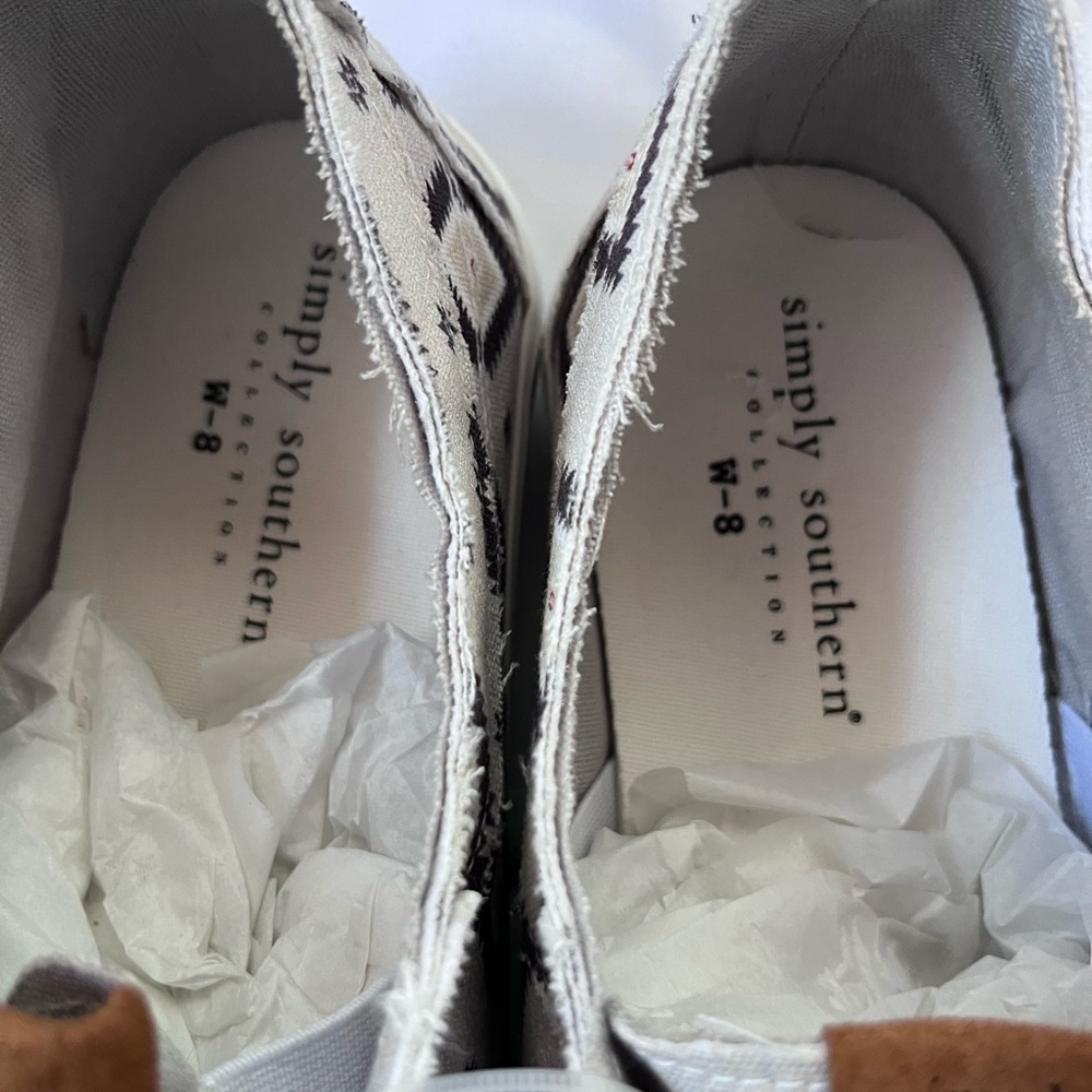 Simply Southern shoes - Picture 3 of 4